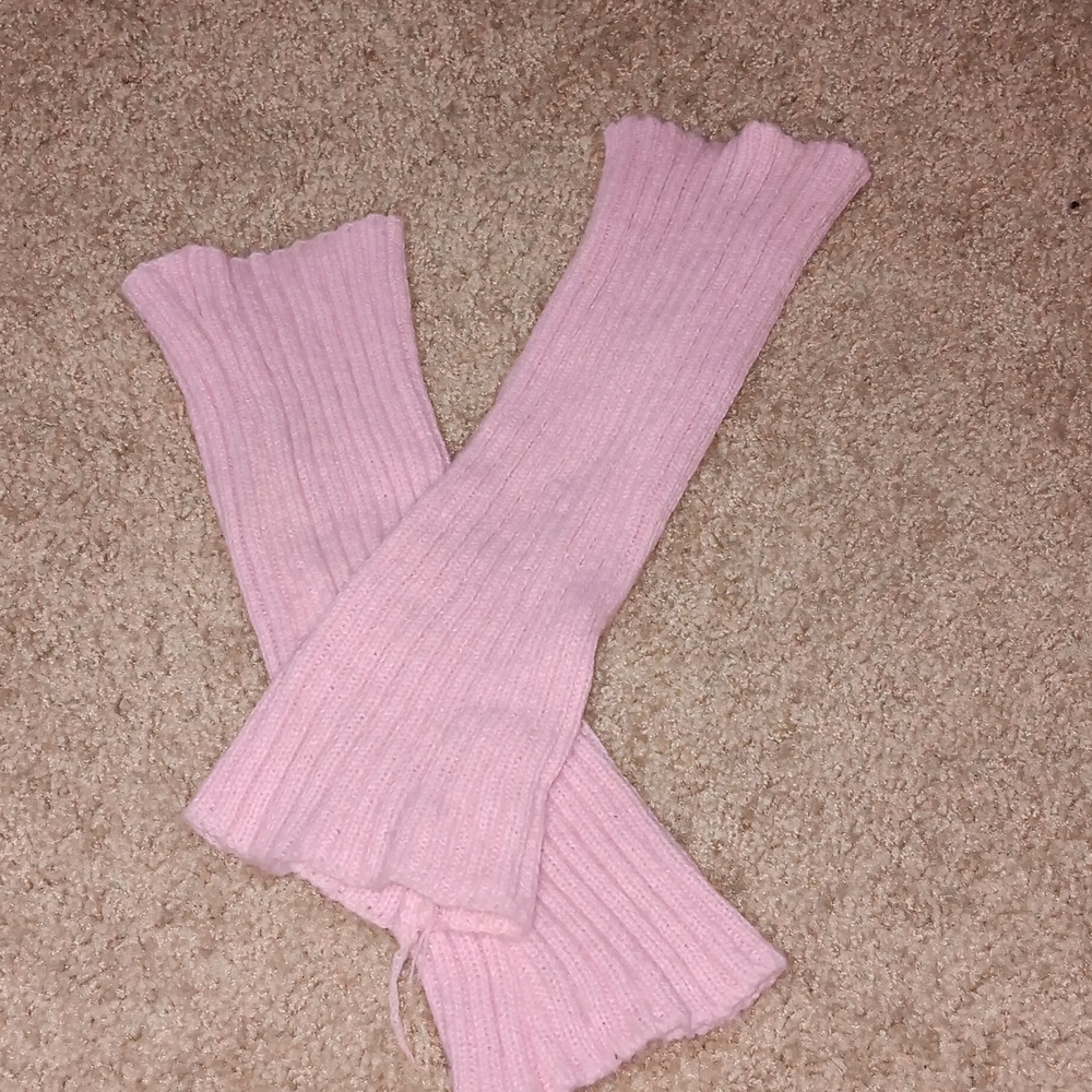 Pink leg warmers!! 🩷